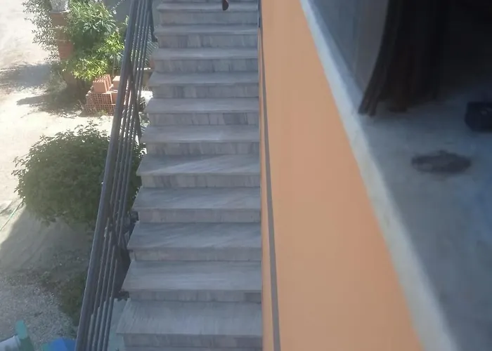 Tra Cielo E Mare * פיומיצ'ינו